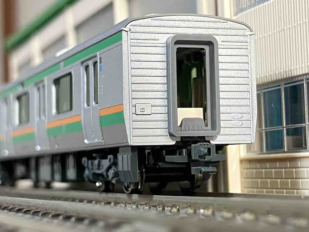 KATO E231系 東海道線仕様(湘南新宿ライン) 入線 : 夏島鉄道