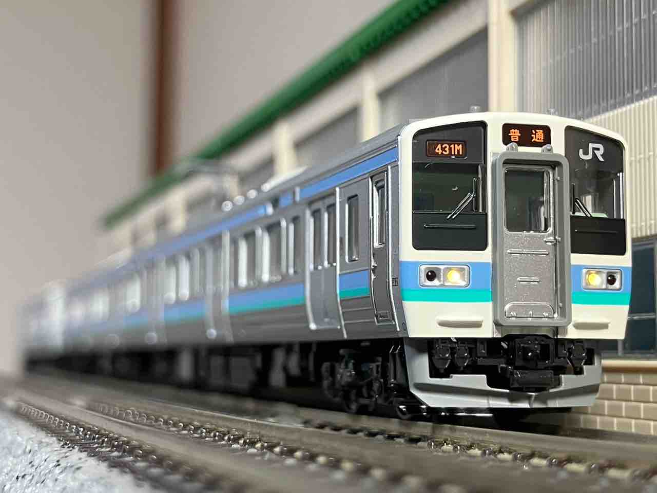 KATO 211系0番台・3000番台 長野色 入線 : 夏島鉄道