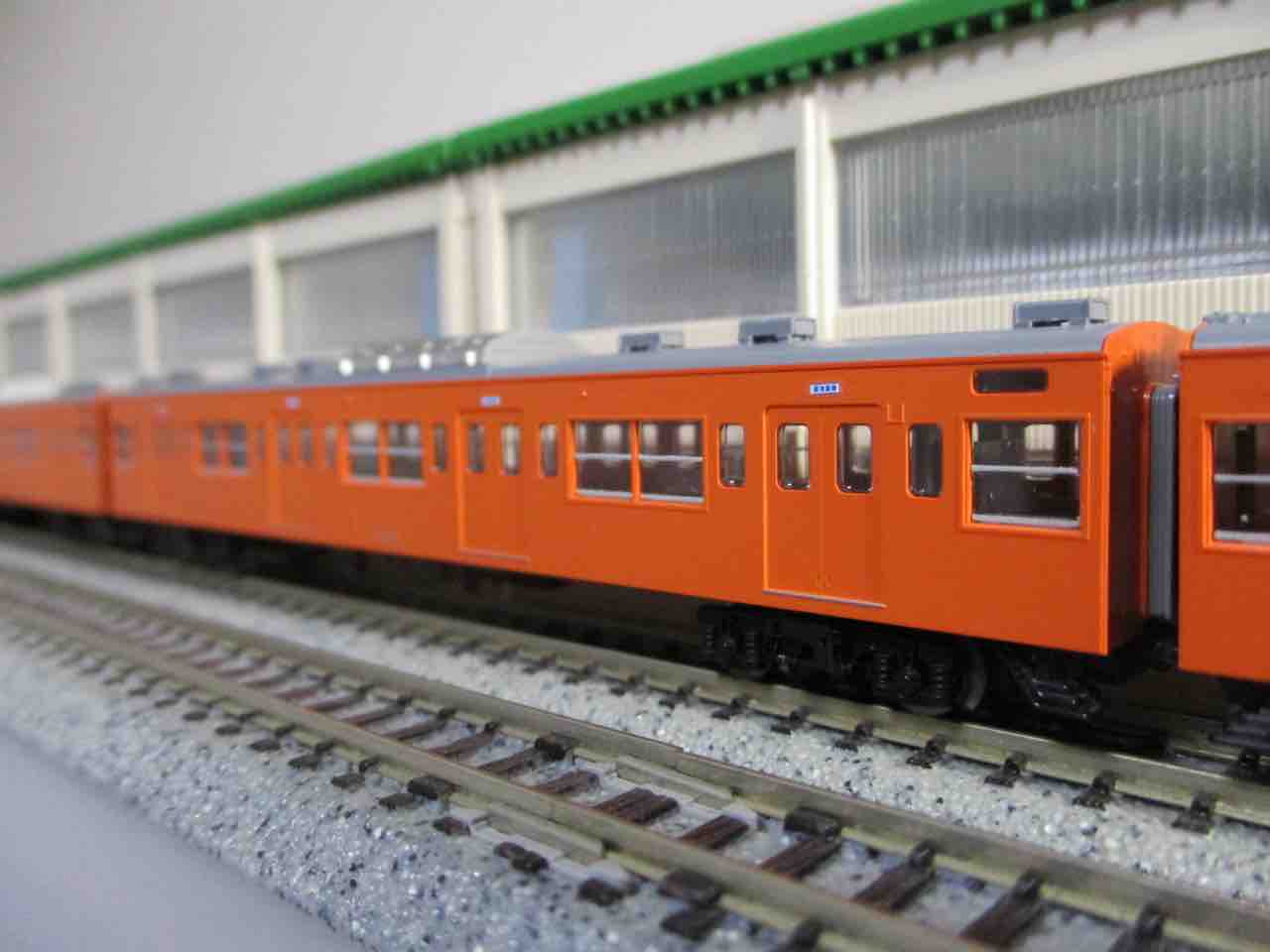 TOMIX 201系 中央線 貫通編成 入線 : 夏島鉄道