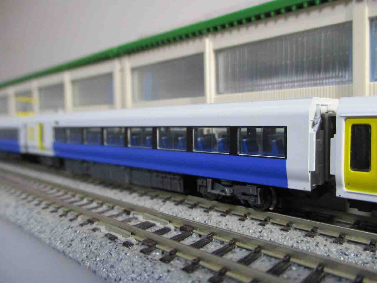 マイクロエース E257系500番台 原型スカート 入線 : 夏島鉄道