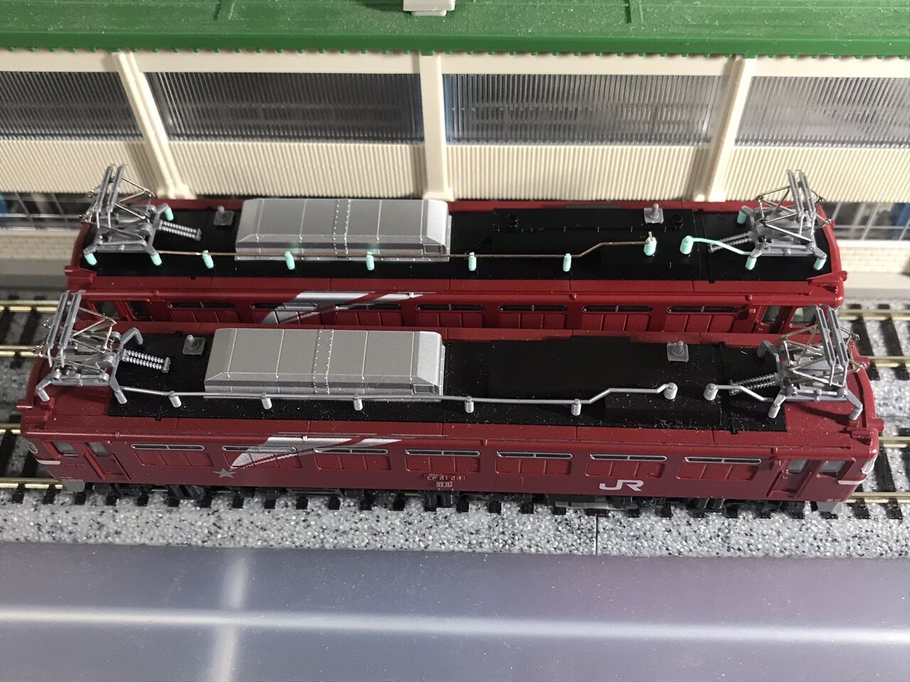 KATO EF81 北斗星 入線 : 夏島鉄道