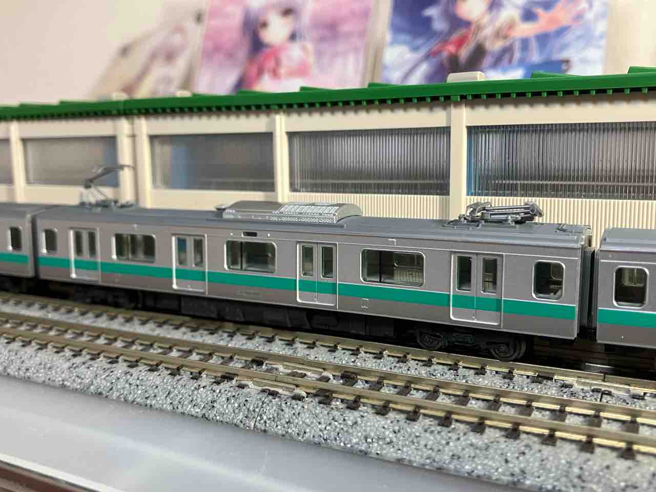 TOMIX E233系2000番台 常磐線 入線 : 夏島鉄道 TOMIX E233系2000番台 常磐線 入線 : 夏島鉄道