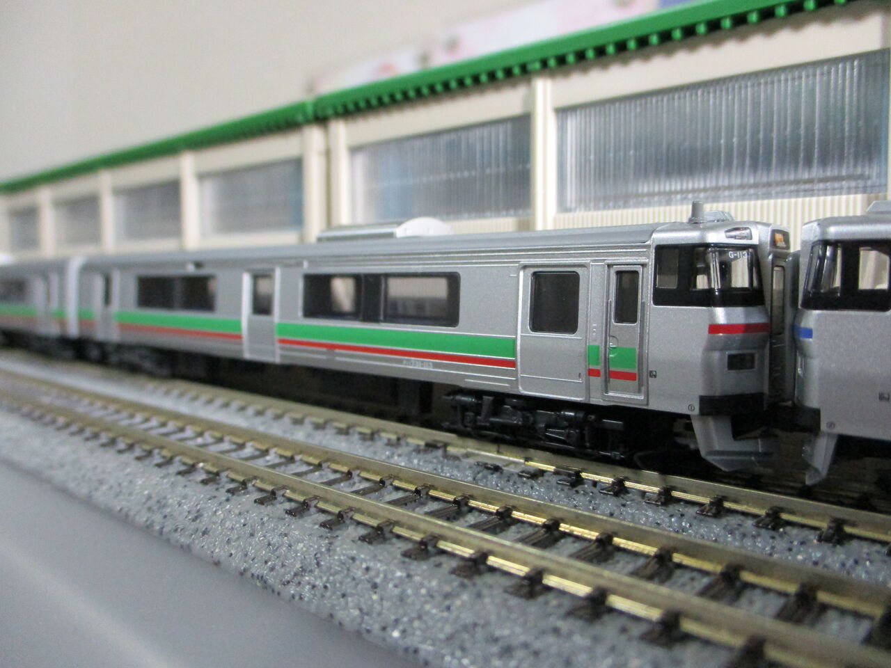 KATO 731系/キハ201系 入線 : 夏島鉄道