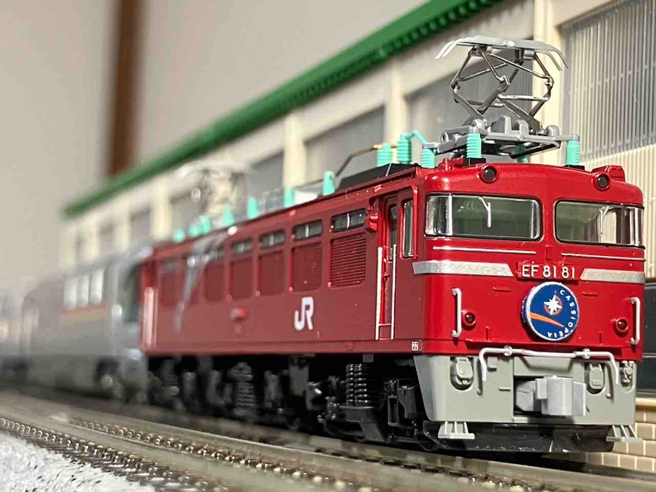 KATO EF81 81 北斗星 入線 : 夏島鉄道