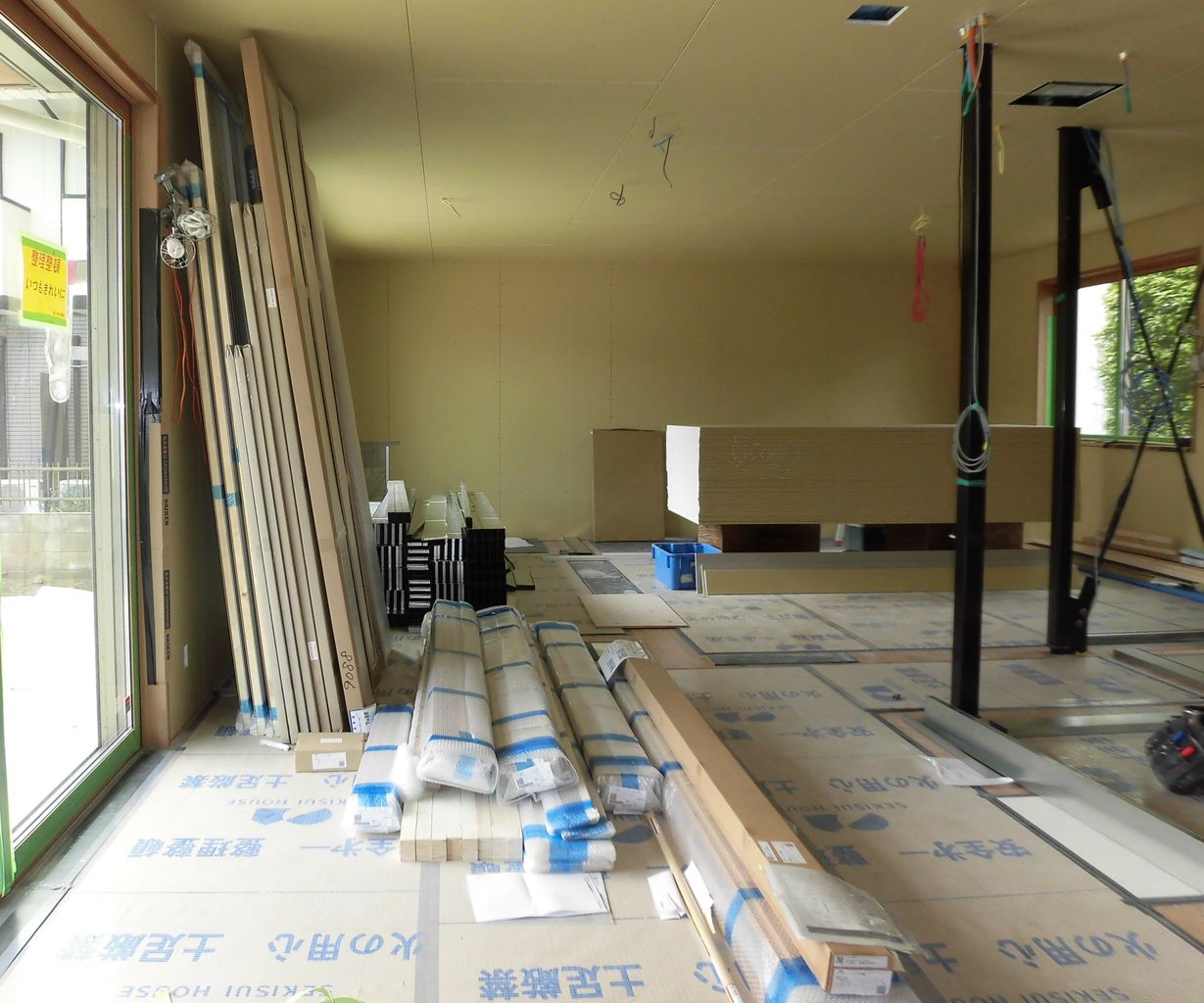 大工工事編 着工60日目 5 6 間仕切りメタル下地登場 はじめての家づくり 家建てたエイ