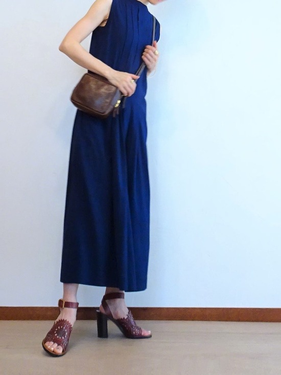 45Rインディゴタックワンピース&Chloeサンダル (3)