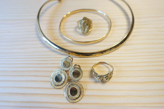 抹茶色のブロックプリントのワンピース (6)