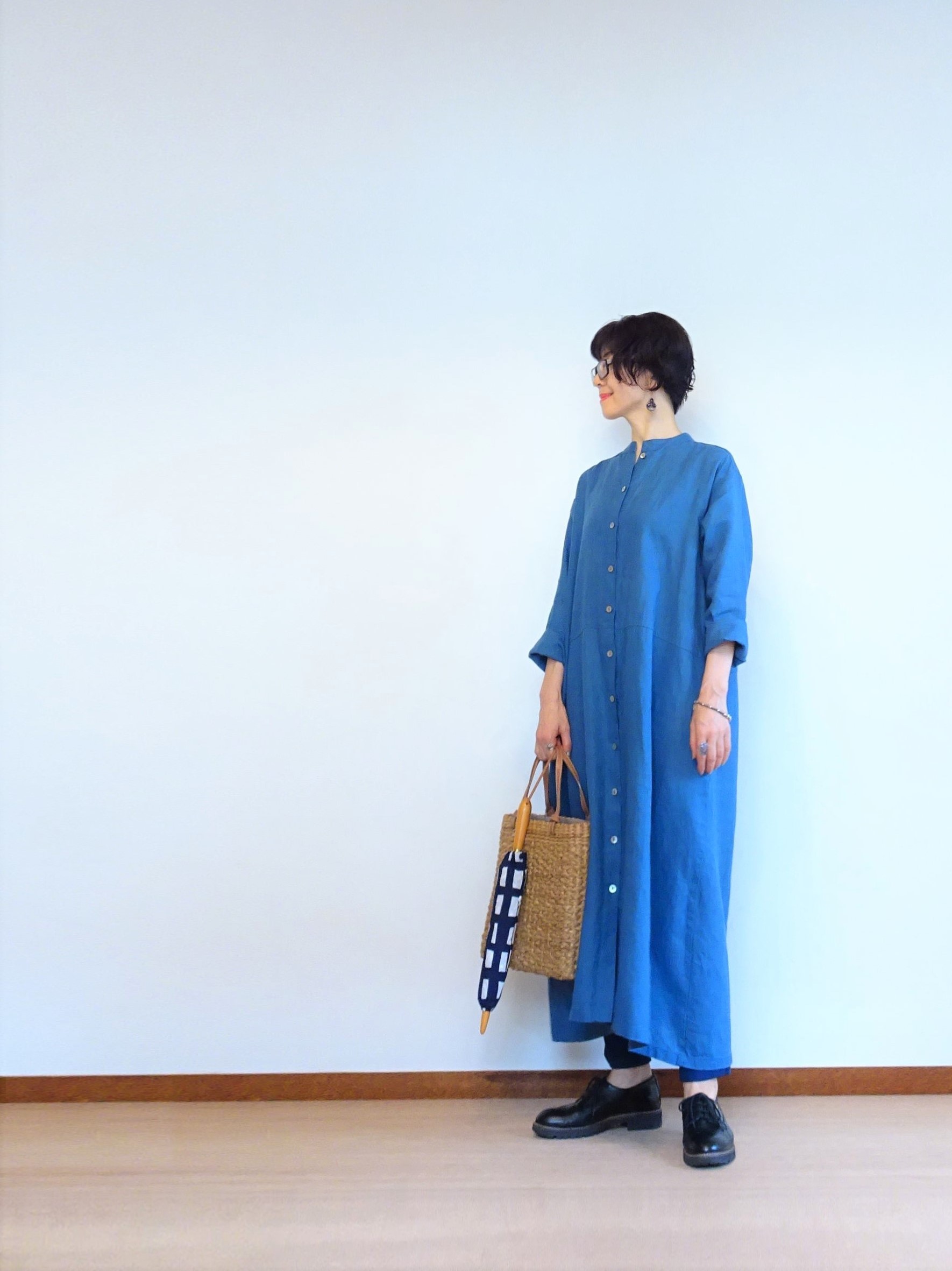 ブルーのリネンワンピースとソラチェックの傘 その２ Na２eye 旧