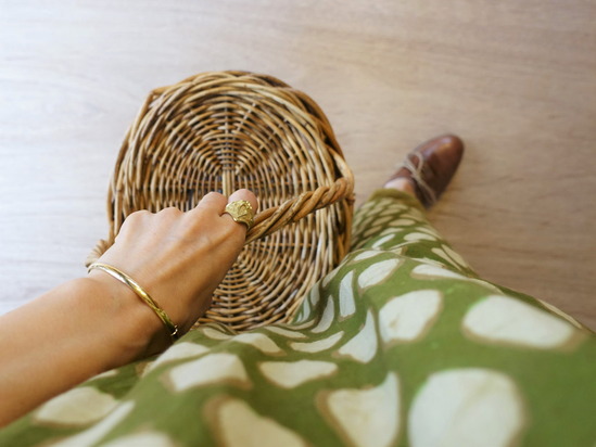 抹茶色のブロックプリントのワンピース (3)