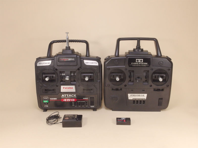 Futaba ATTACK 4YWD-2.4G ラジコン送信機 フタバ プロポ 4YWD-2.4G 2.4GHz FHSS 送受信機セット（サーボなし）