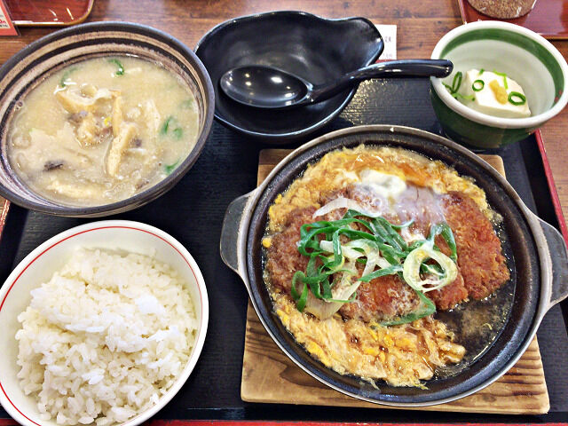 かつとじ定食 街かど屋 のむのむグルメ日記 姫路近郊の食事 スイーツ かつとじ定食 街かど屋 のむのむグルメ日記 姫路近郊の食事 スイーツ