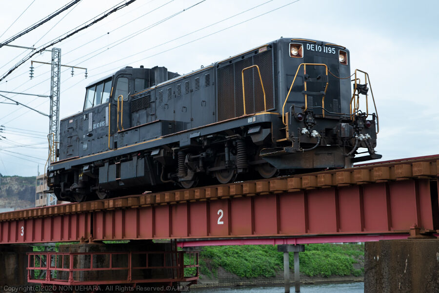 鹿児島】DE10 1195単機, DE10 1756 + マヤ34-2009 : のん植原の鹿児島
