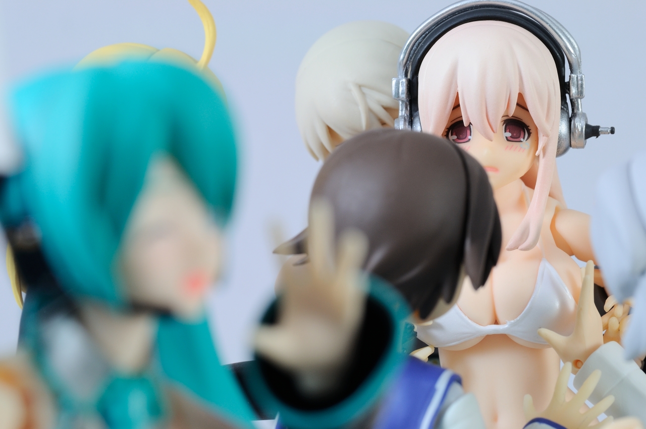 figma すーぱーそに子 水着ver そにアニ 可動フィギュア フィギュア