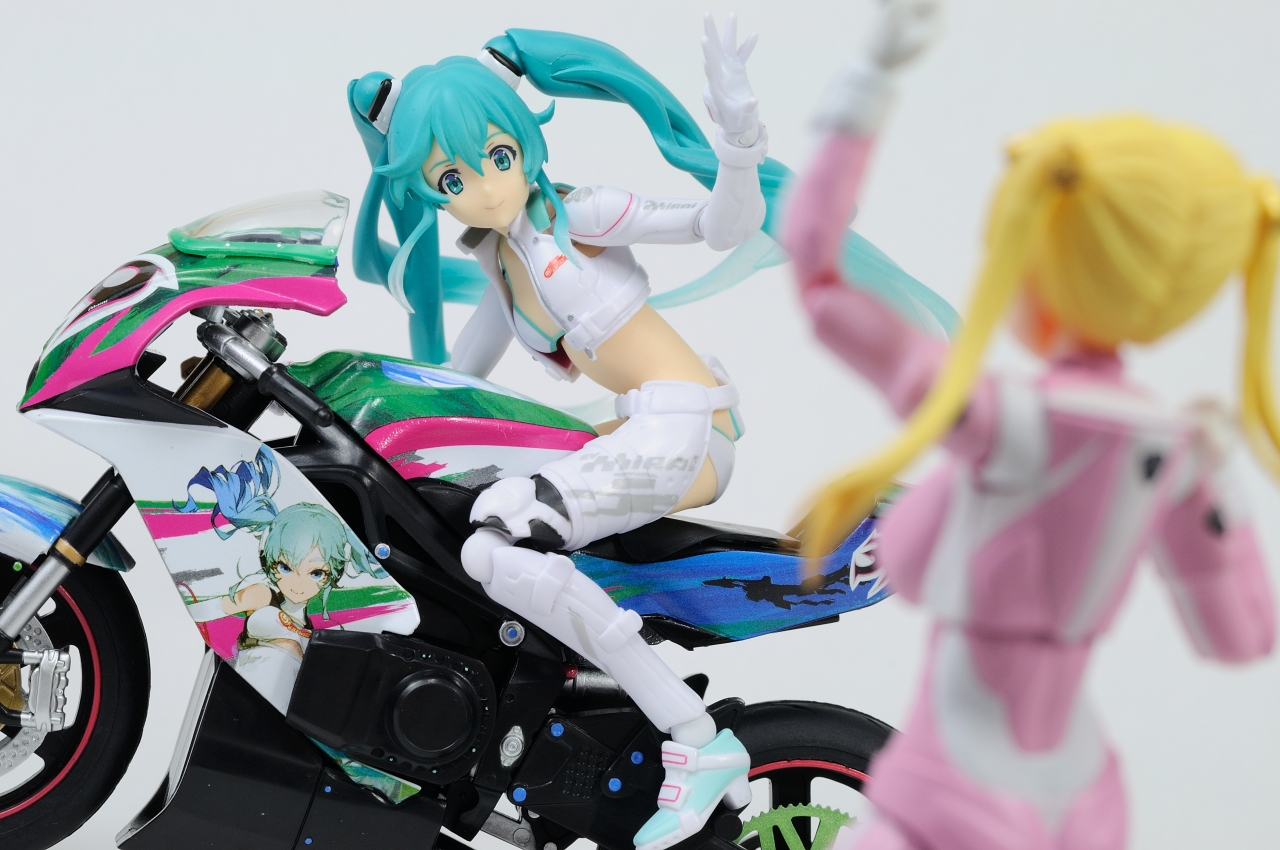 2016/8/29 S.H.フィギュアーツ 鈴乃木凜（ライダースーツ