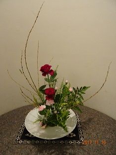 ノンビン日記 玄関ニッチの生花