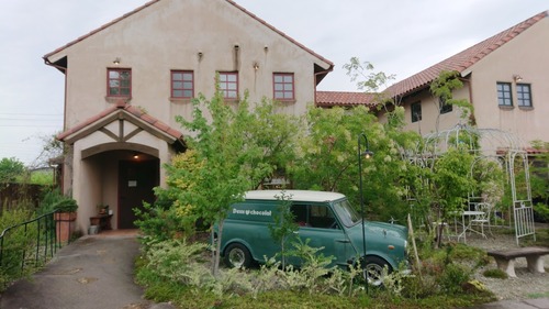 DSC_0000_BURST20190823144352978