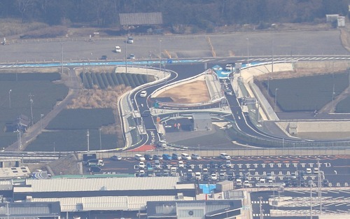 1024px-Suzuka_Parking_Area_Smart_Interchange