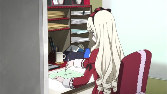 Shirobako 異空間すぎるゴスロリ様の机wwwでもかわいい アニキュレーター Shirobako 異空間すぎるゴスロリ様の机wwwでもかわいい アニキュレーター