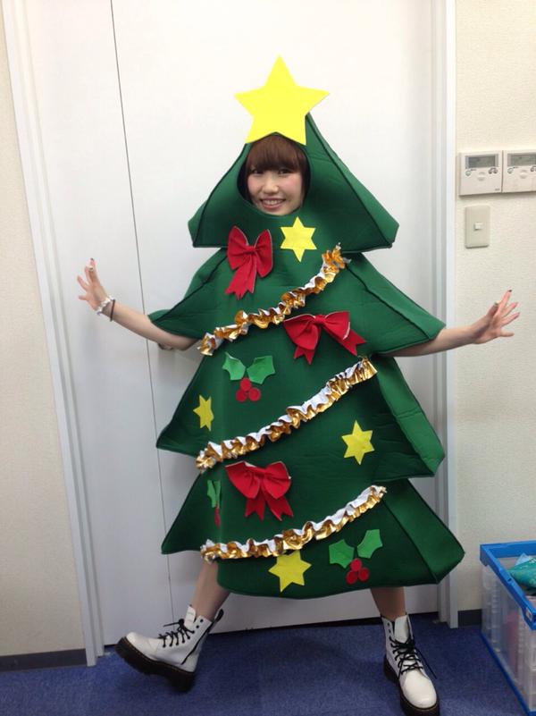 内田彩さんと南條愛乃さんのクリスマスツリーのコスプレが可愛いｗｗｗｗｗｗ アニキュレーター