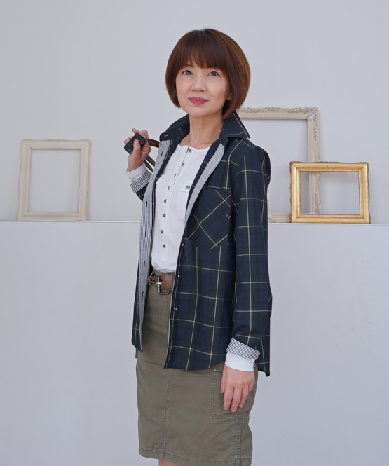 チャックシャツブラックDSC01007