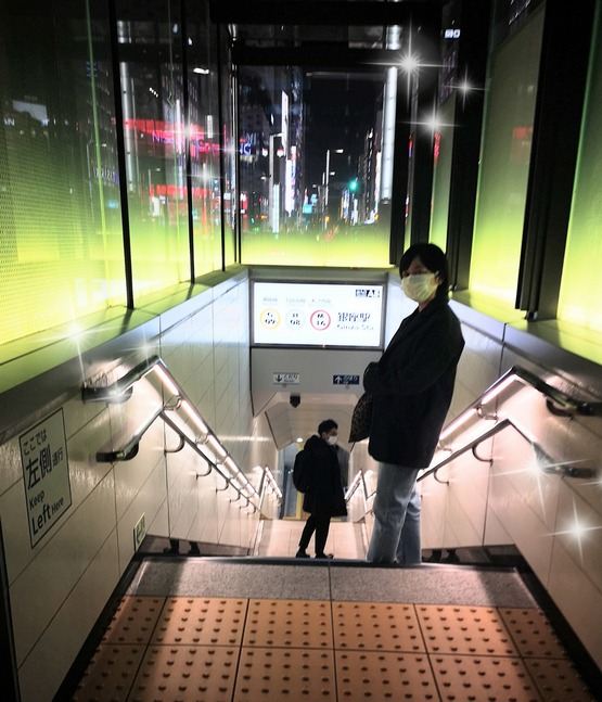 20-03-01-20-48-20-339_deco