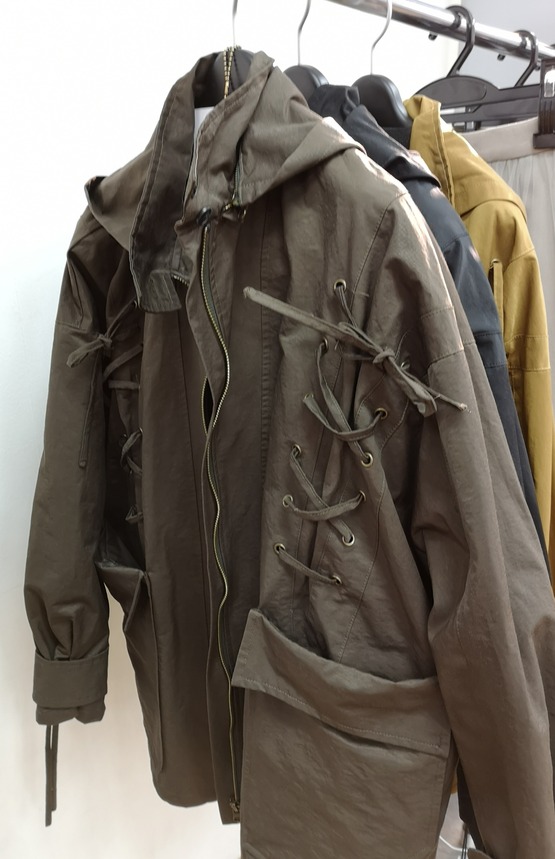 c374cb7a-s