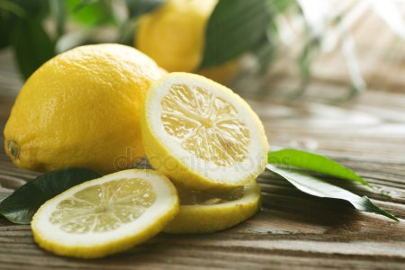 depositphotos_10677363-stock-photo-lemon