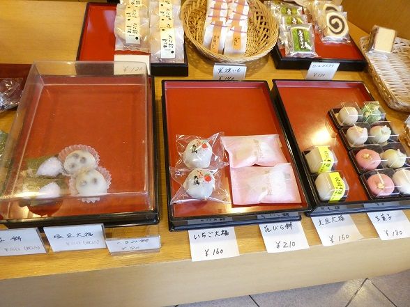 餅 御菓子処 和田 一宮店 高知のんのんお散歩 餅 御菓子処 和田 一宮店 高知のんのんお散歩