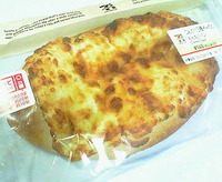 こんがり3種チーズのもっちりパン (セブンイレブン)