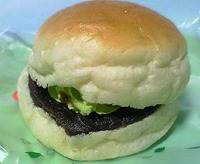 しっとりホイップあんぱん(宇治抹茶)セブンイレブン