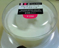 白いカマンベールチーズケーキ（シェリエドルチェ）サークルKサンクス