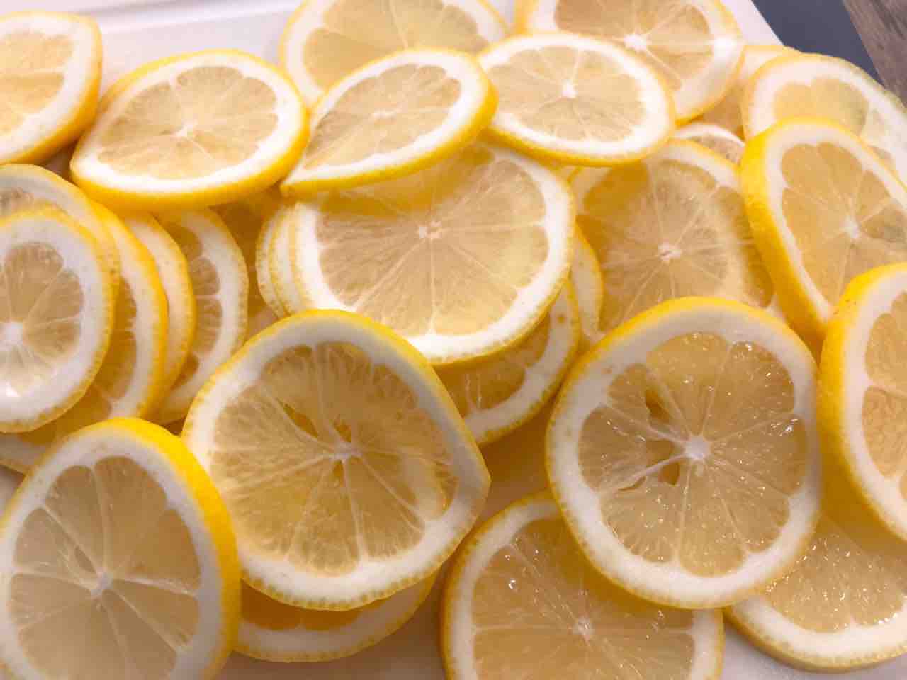 レシピ 冷蔵庫で漬けるから失敗しないはちみつ入りレモンシロップ のんすけのおいしいくらしと簡単オシャレシピ