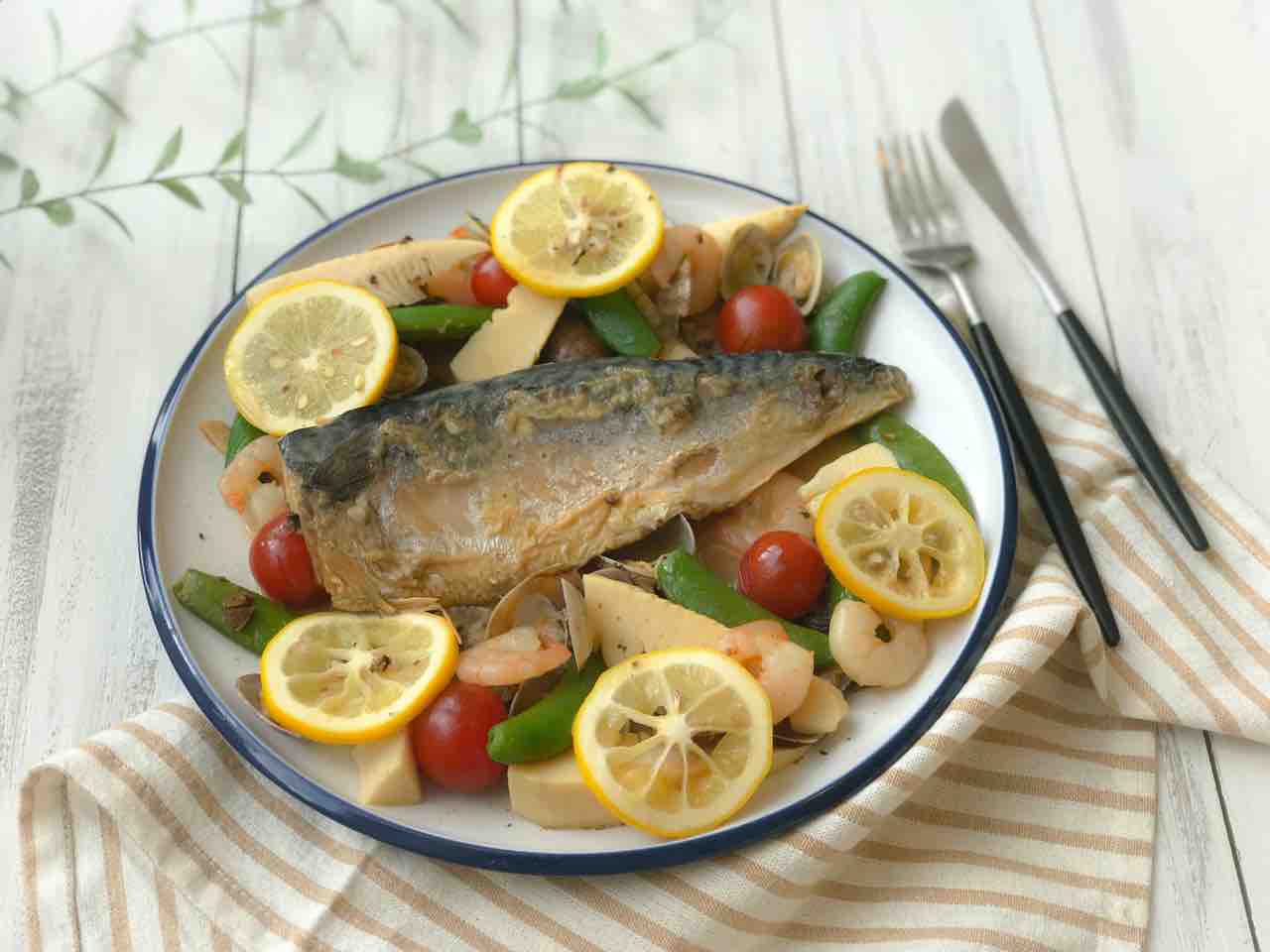 レシピ ノルウェー塩さばでレモン香る和風アクアパッツァ のんすけのおいしいくらし