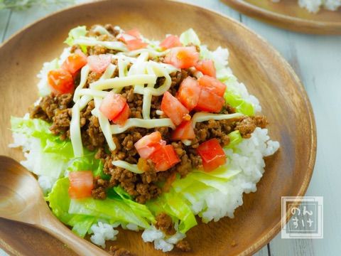 グリルチキンタコスとレタススローのレシピ