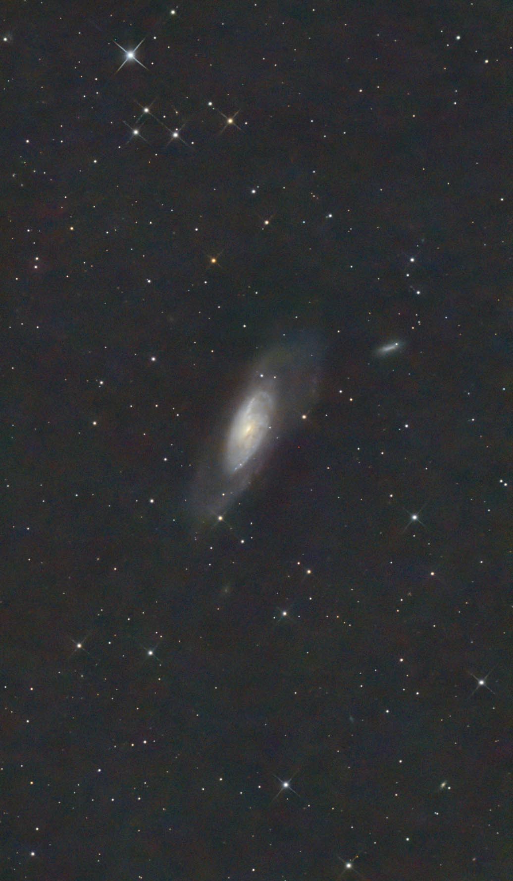 M 106_20.0s_IRCUT_20250405-202min のコピー