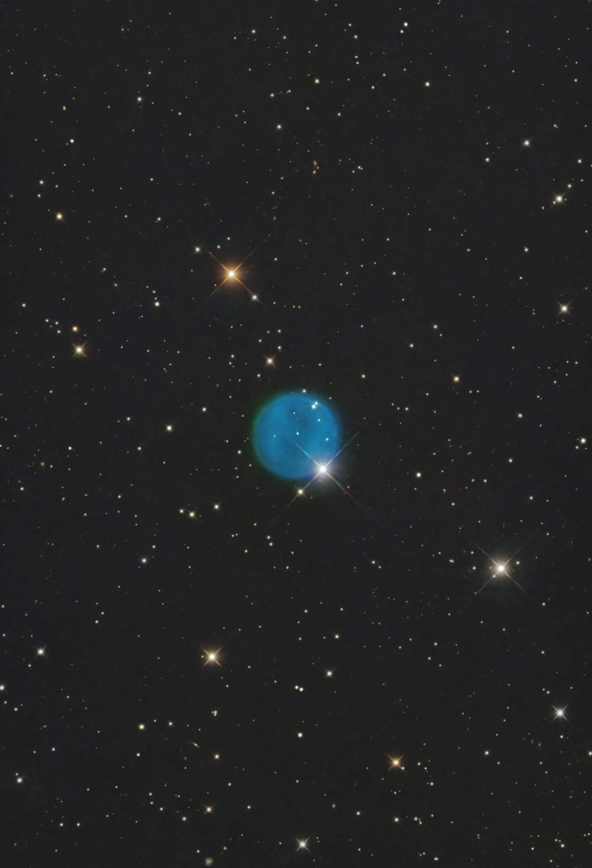 Abell33_GS300RC ML29050 LRGB_ML16000_O3 のコピー