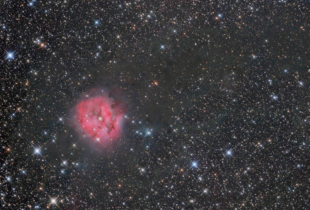 まゆ星雲IC5146の3_3000