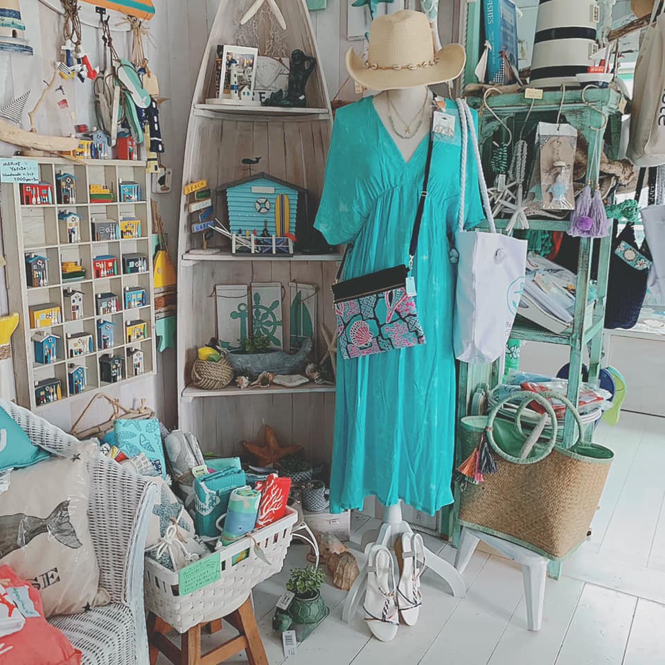 新入荷の青いワンピースと バリ島フェアのお洋服や雑貨のご紹介 海雑貨 Bar Aperitivo 新入荷の青いワンピースと バリ島フェアのお洋服や雑貨のご紹介 海雑貨 Bar Aperitivo