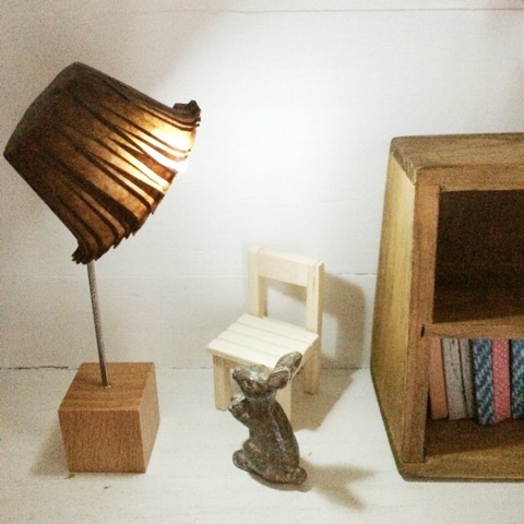 100均簡単ミニチュアスタンドライト ノープラン生活