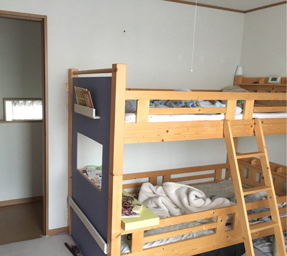 子供部屋を改造中 二段ベッドを 二段とも二段目ベッドに ノープラン生活