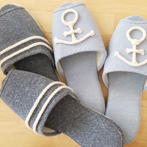 {EC9AD65E-55BB-46CA-91F3-FACC61C5A1EB}