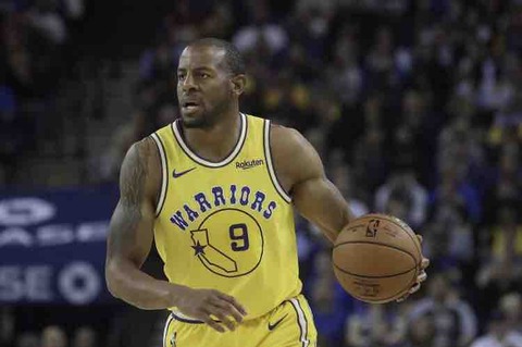 実際にトレードが発生する前に アンドレイグダラはウォリアーズが自分をグリズリーズにトレードすると冗談を言っていた ピエ支部のとらんすれーしょん