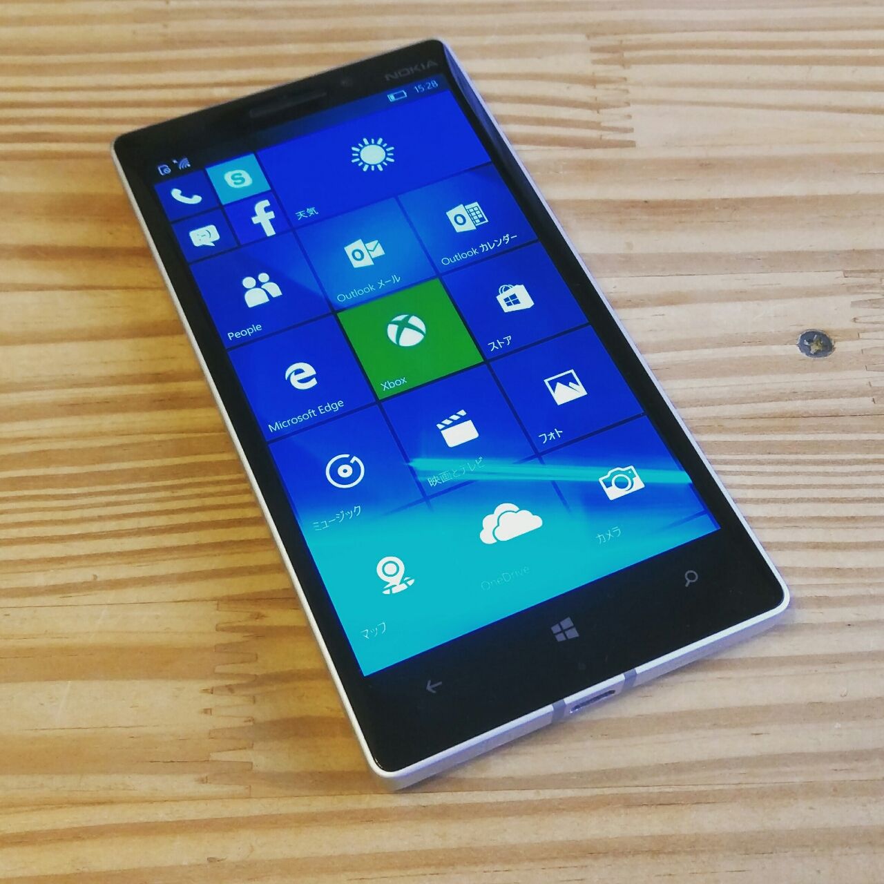 Windows 10 Mobile Insider Preview にょきっとnokia