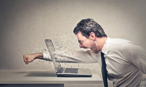 嫌いな上司のパソコンぶっ壊したいから方法教えてくれ プログラム速報