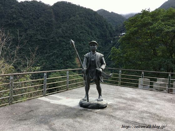 台日の絆を今に伝える「台湾高砂義勇隊慰霊碑」 : 帝都を歩く 台日の絆を今に伝える「台湾高砂義勇隊慰霊碑」 : 帝都を歩く