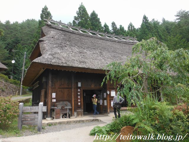 土石流に呑まれ消滅した集落を復元 西湖いやしの里根場 帝都を歩く