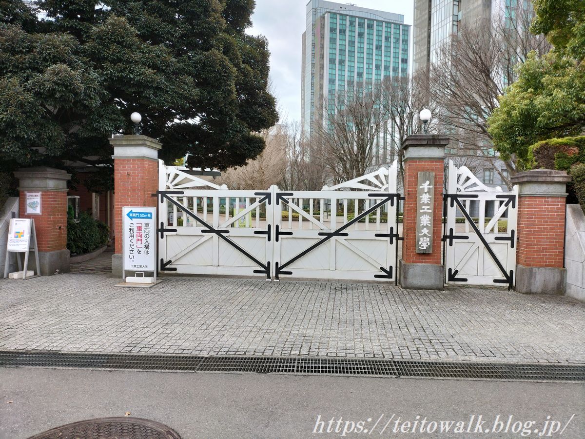 津田沼の軍用軽便機関車と「陸軍鉄道第二連隊兵営跡」 : 帝都を歩く