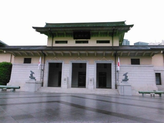 靖国神社遊就館を歩く 帝都を歩く
