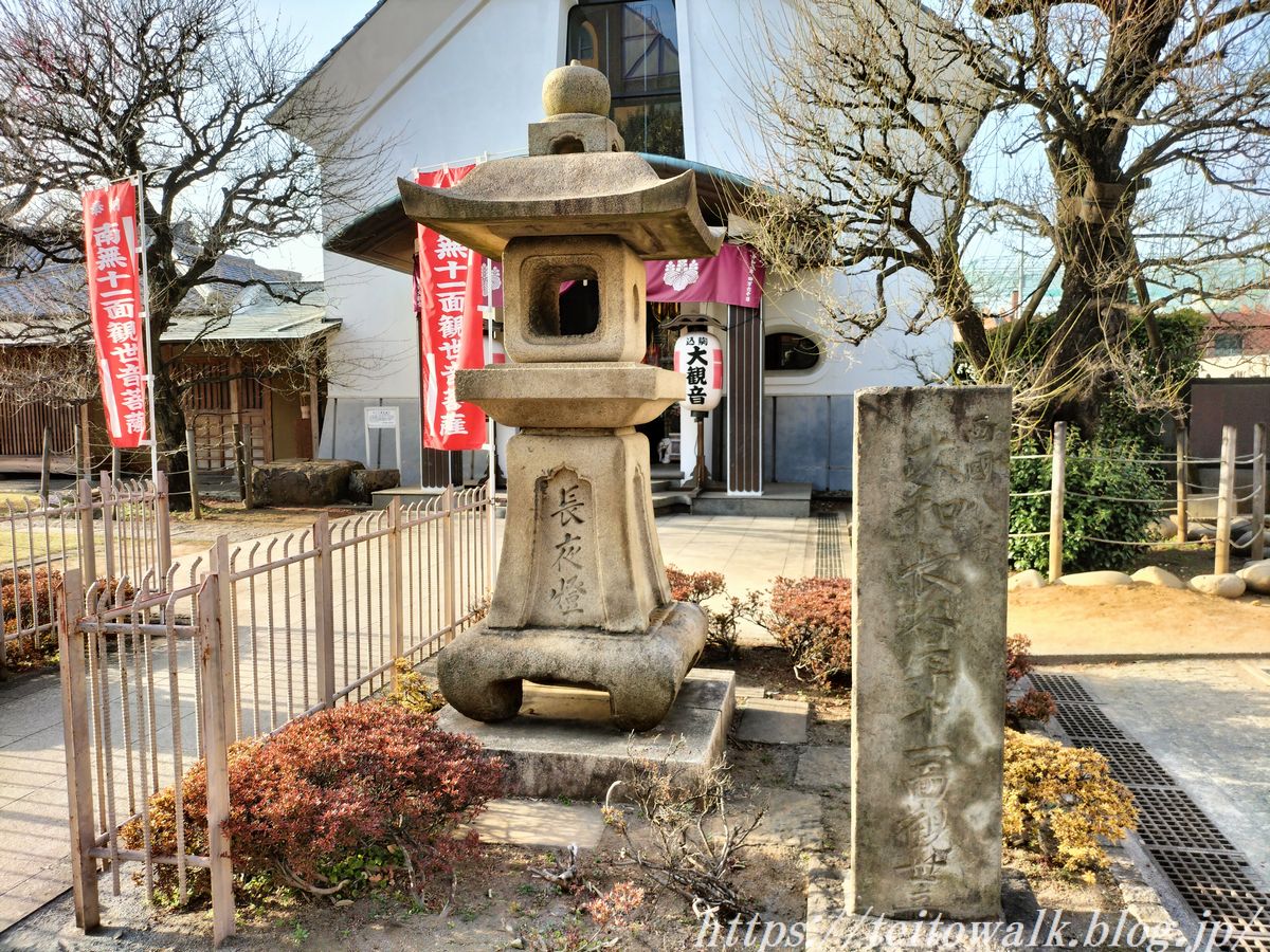 空襲に散った2生徒の像(安らぎの像)。 総務省｜一般戦災死没者の追悼｜やすらぎの像