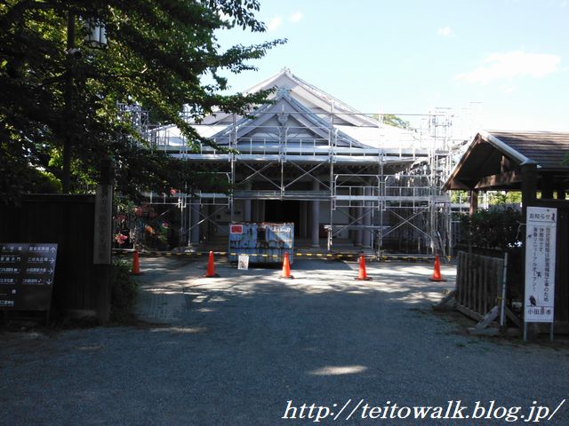 戦時型蒸気機関車が走る名城跡 小田原城址公園 を歩く 帝都を歩く